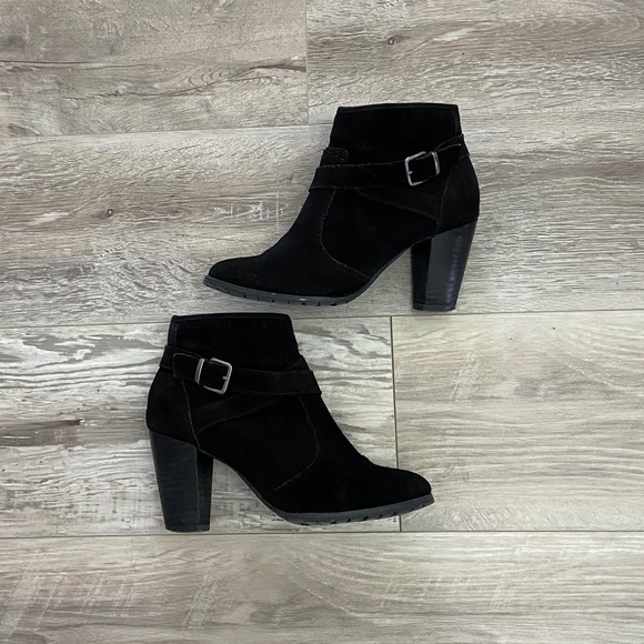 LeChateau Suede Winter Lined Bootie - Picture 4 of 9